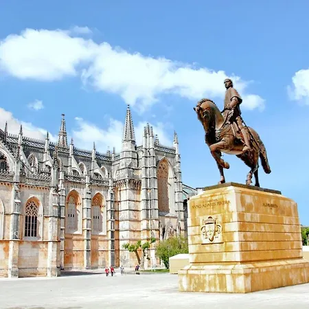 Apartment Comfortable In With Garden And Shared Pool *