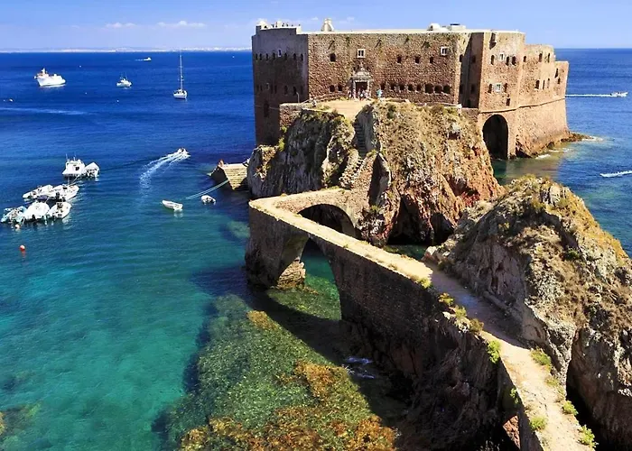 Comfortable In With Garden And Shared Pool פטיאס