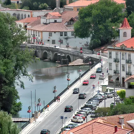 Comfortable In With Garden And Shared Pool Apartamento Pataias